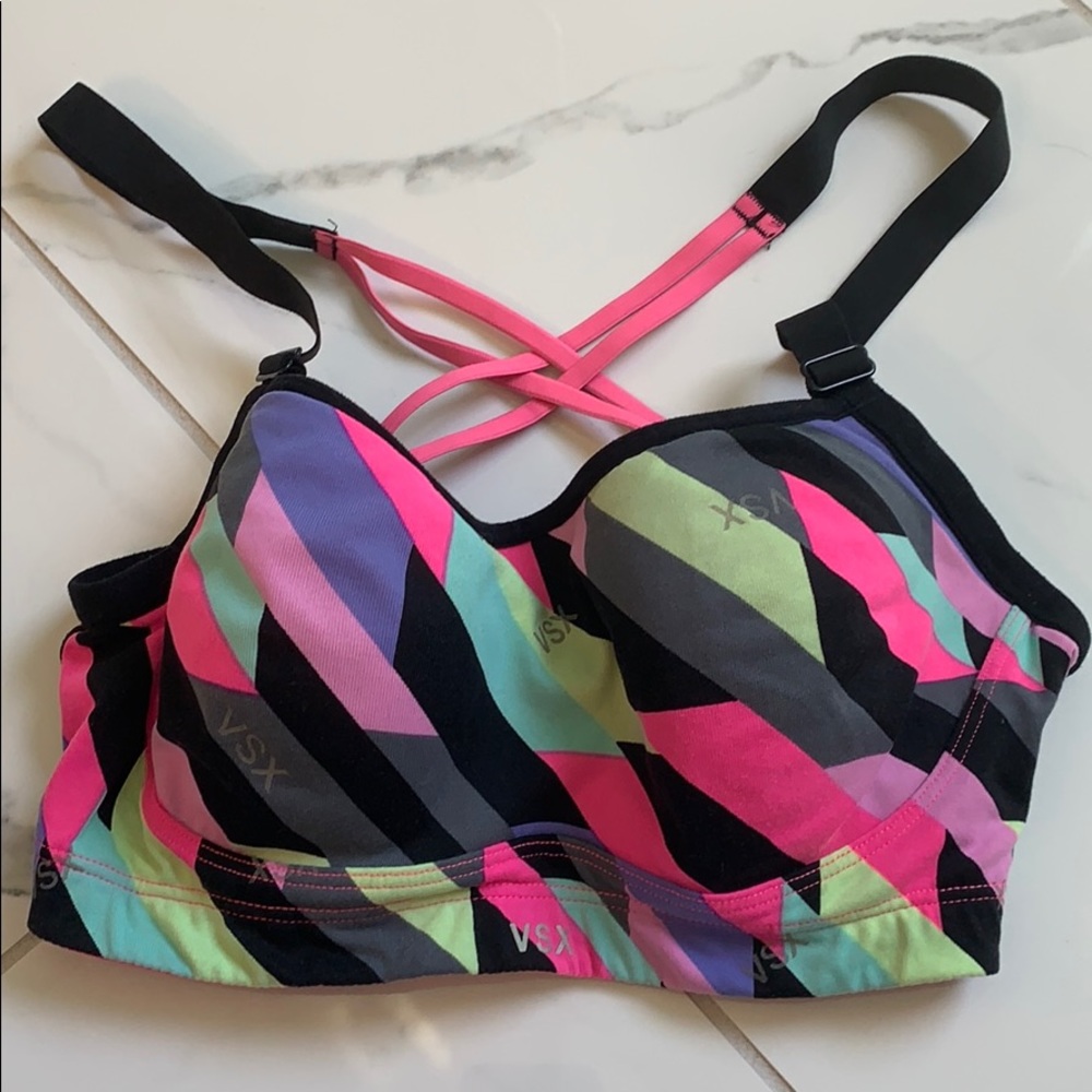 Victoria’s Secret VSX 32D sports bra.